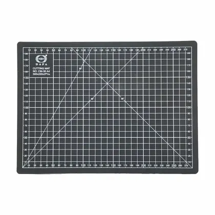 Коврик самовостанавливающийся для резки DAFA, А4 300*220*3 мм., , , черный (94СМ-30BL)